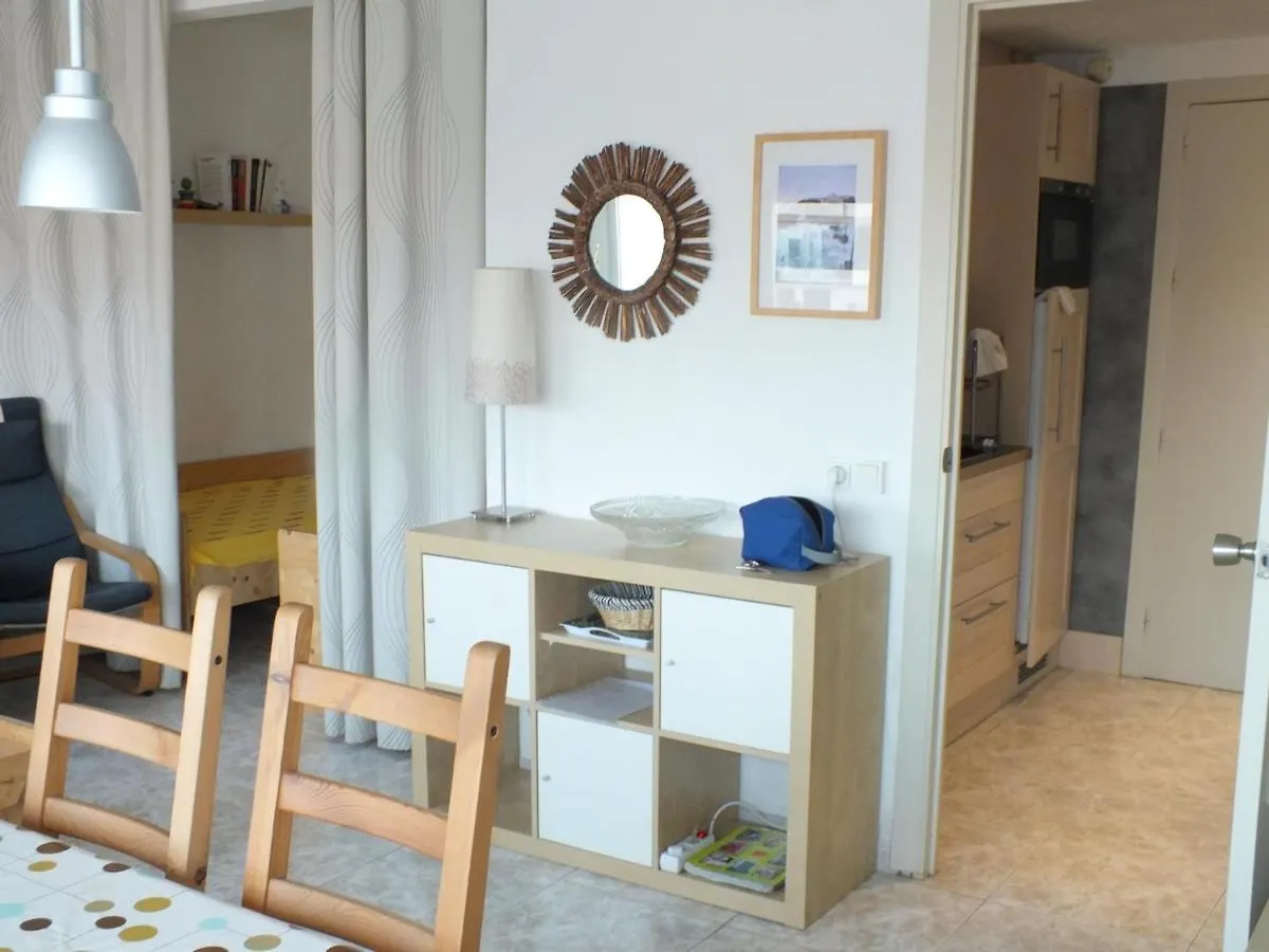 Apartamento En Rosas Santa-Margarita, Con Vistas Al Mar, Piscina, Y Acceso Directo A La Playa - Es-204-42 0*, Roses Espanha